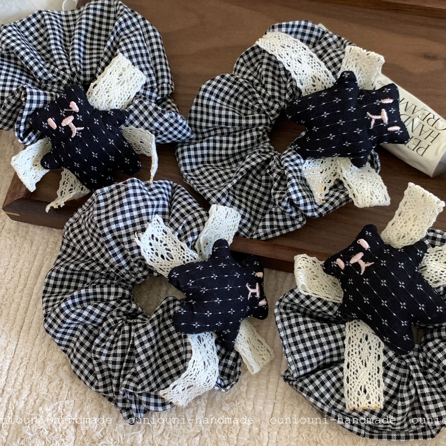 Academy-style navy blue bear lace bow hair tie, 2026 new model, high-end, stylish, versatile hair band