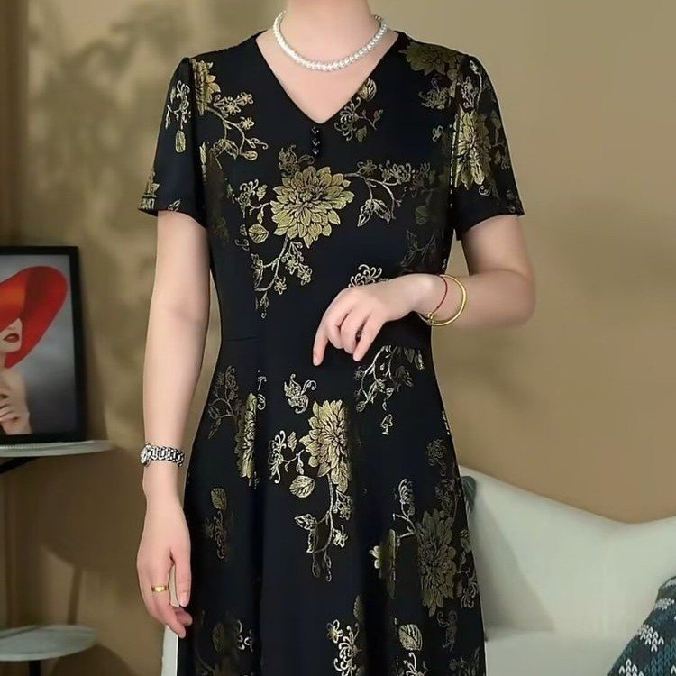 Mom's Long Dress, Over-The-Knee, Elegant and Slimming, Gold-Stamped Dress, Summer Flared Style, Slimming Plus-Size Dress Mom's Long Dress, Over-The-Knee, Elegant and Slimming, Gold-Stamped Dress, Summer Flared Style, Slimming Plus-Size Dress
