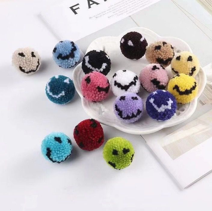 3cm秋冬新款毛線絨球笑臉毛球服飾毛毛球配件DIY飾品配件廠家直供