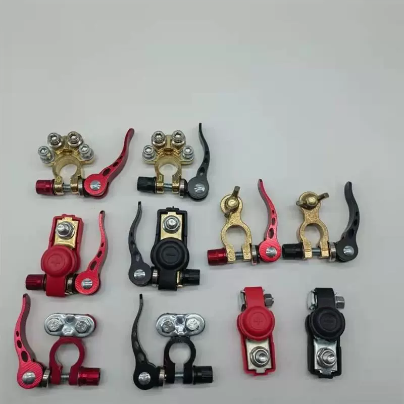 Утолщенный зажим клеммы аккумулятора для подключения автомобильного аккумулятора.