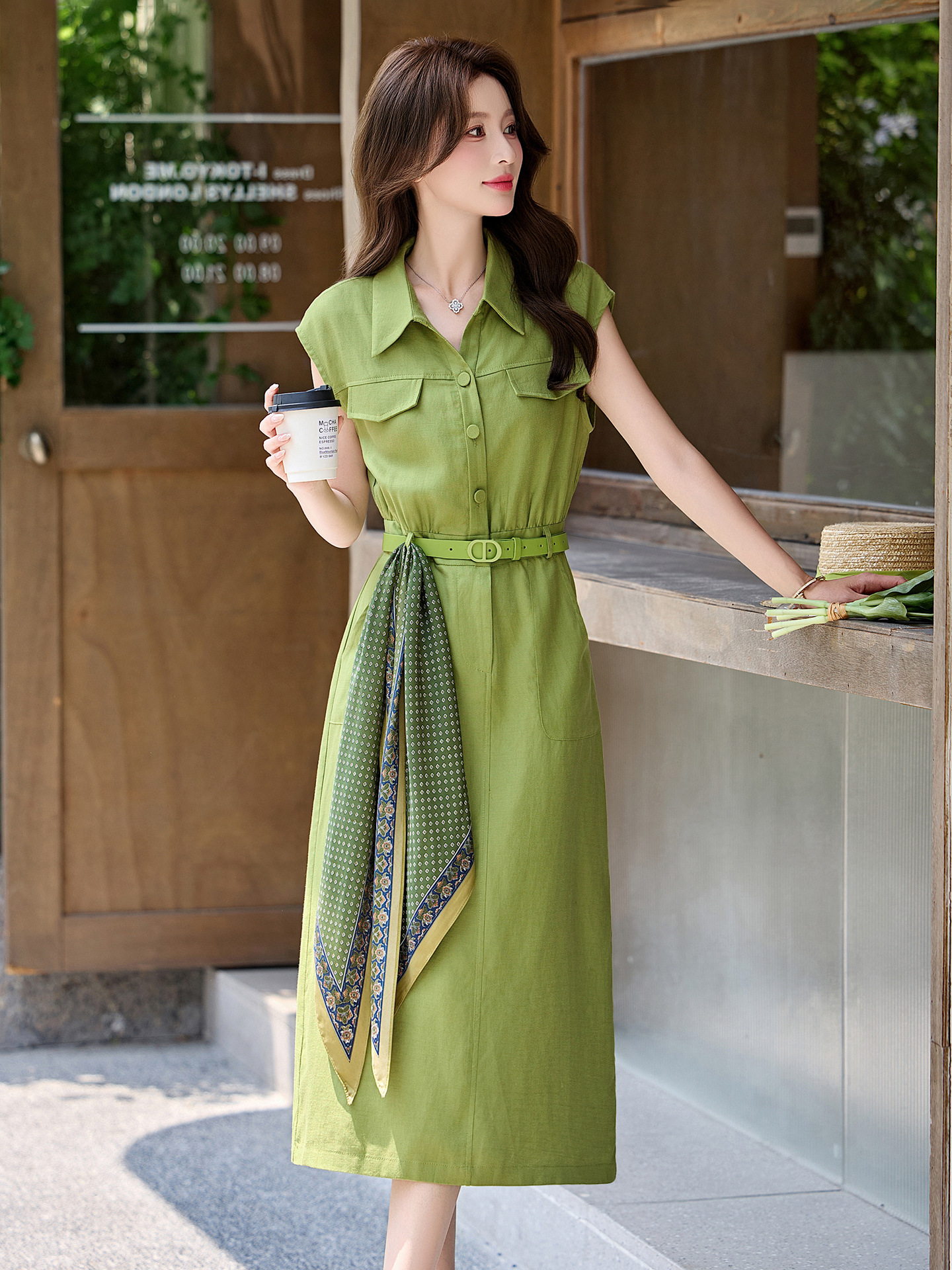 Đầm maxi nữ cổ bẻ tay ngắn dáng suông kèm khăn lụa AH8635 — Màu ảnh