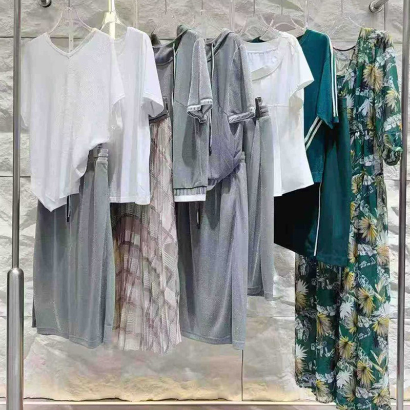 Yunshuo 26 Summer Clothing Assorted Wholesale, Clearance Women's Clothing, New Summer Models Mixed Batch, Live Stream and Physical Store Inventory Yunshuo 26 Summer Clothing Assorted Wholesale, Clearance Women's Clothing, New Summer Models Mixed Batch, Live Stream and Physical Store Inventory
