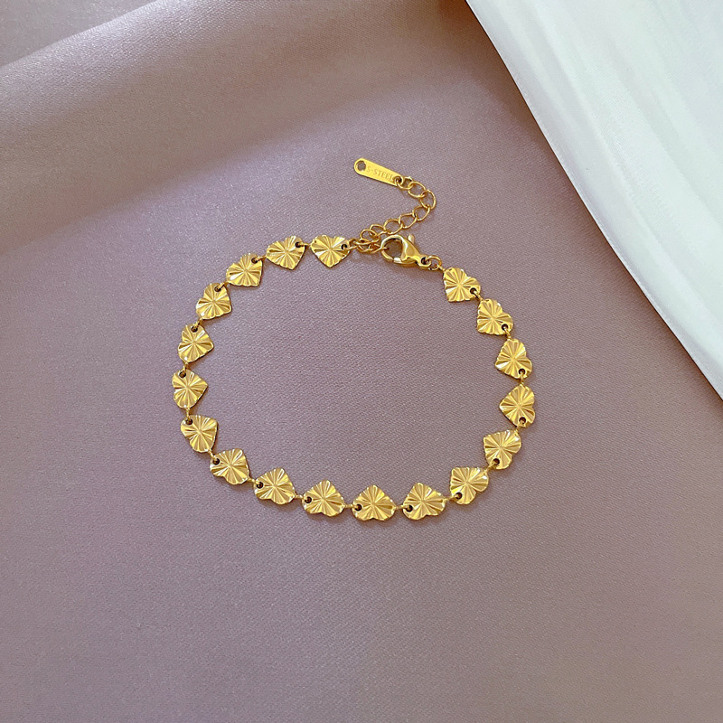 【 All-titanium Steel 】 Dongdaemun Personalized laser heart-shaped Chain bracelet, a retro best friend of a female Internet celebrity pic 4