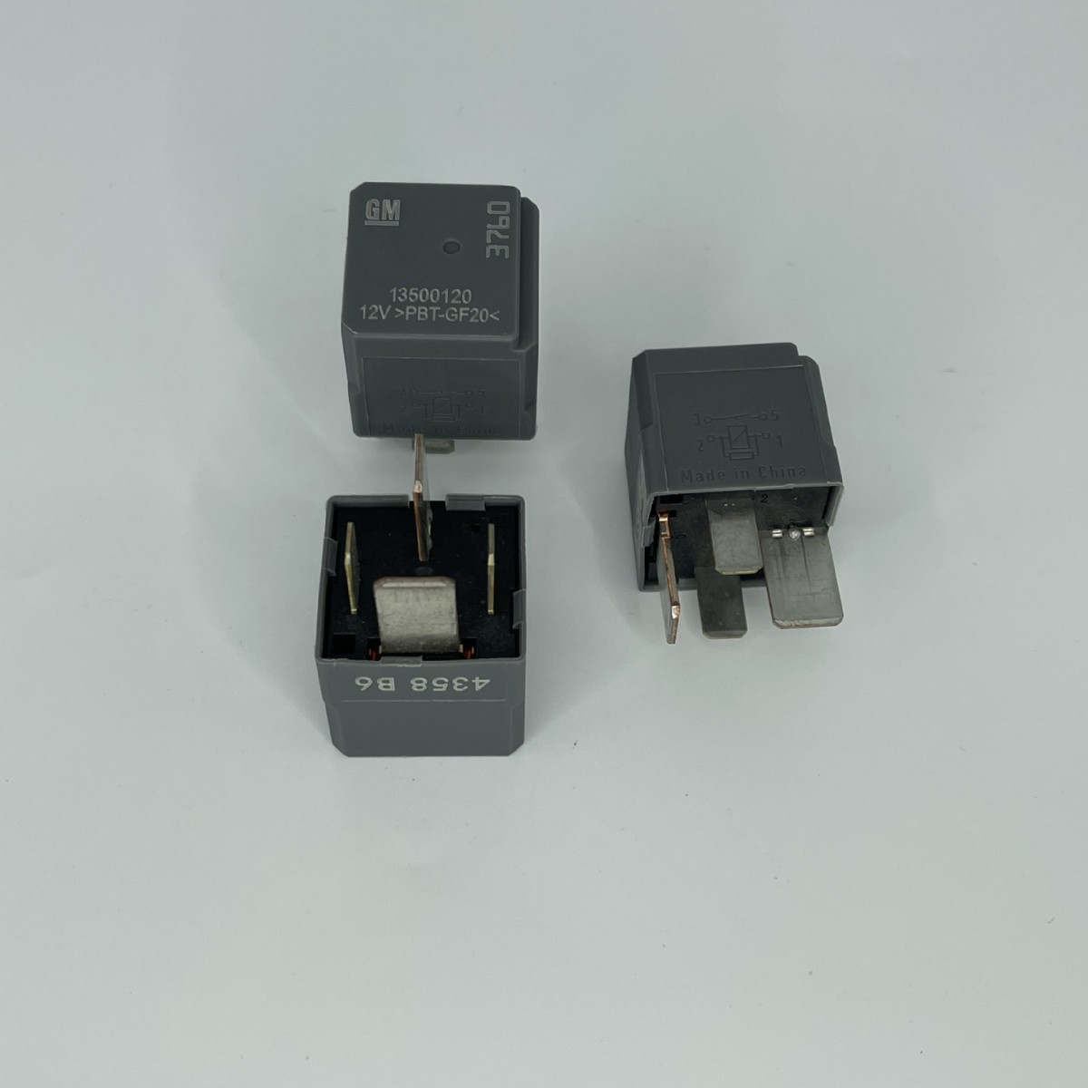 原装GM汽车继电器别克君威君越3760汽车继电器13500120