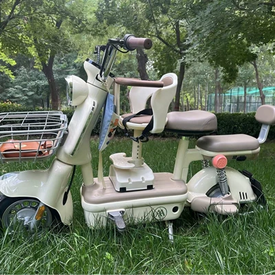 Elektrikli avtomobil, skuter, motosiklet üçün qabaq uşaq təhlükəsizlik oturacağı