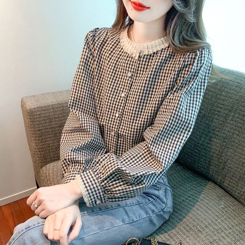 Spring and Autumn Style 2025 Round Neck Retro New Plaid Shirt Women's Long Sleeve Top Lace Black and White Plaid