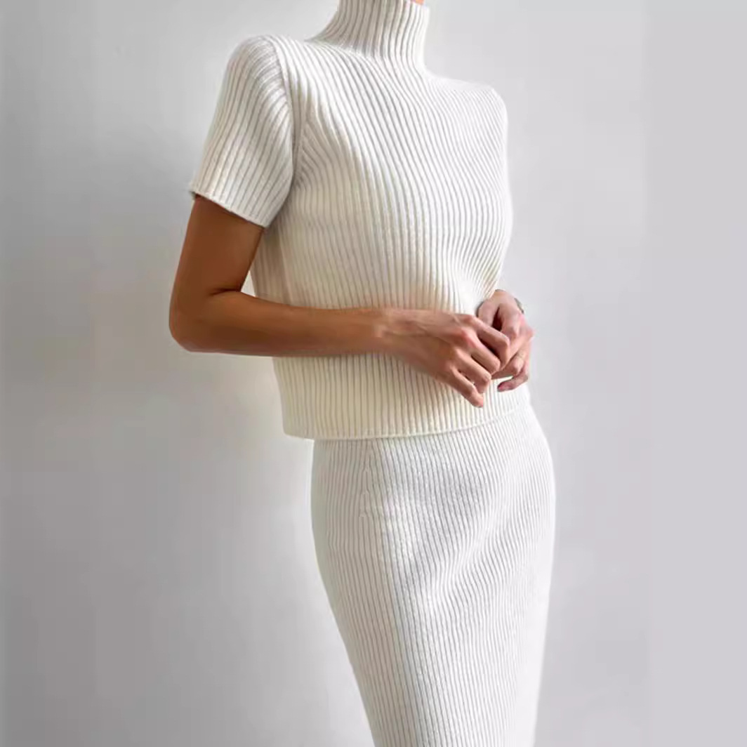 Abbigliamento donna chic primavera retrò temperamento collo alto versatile maglione a maniche corte + gonna con spacco sui fianchi tailleur gonna_voghion.com