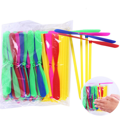 16.8CM hand-rolled bamboo dragonfly/square street stall night market flying fairy flying disc traditional toy plastic flying leaves