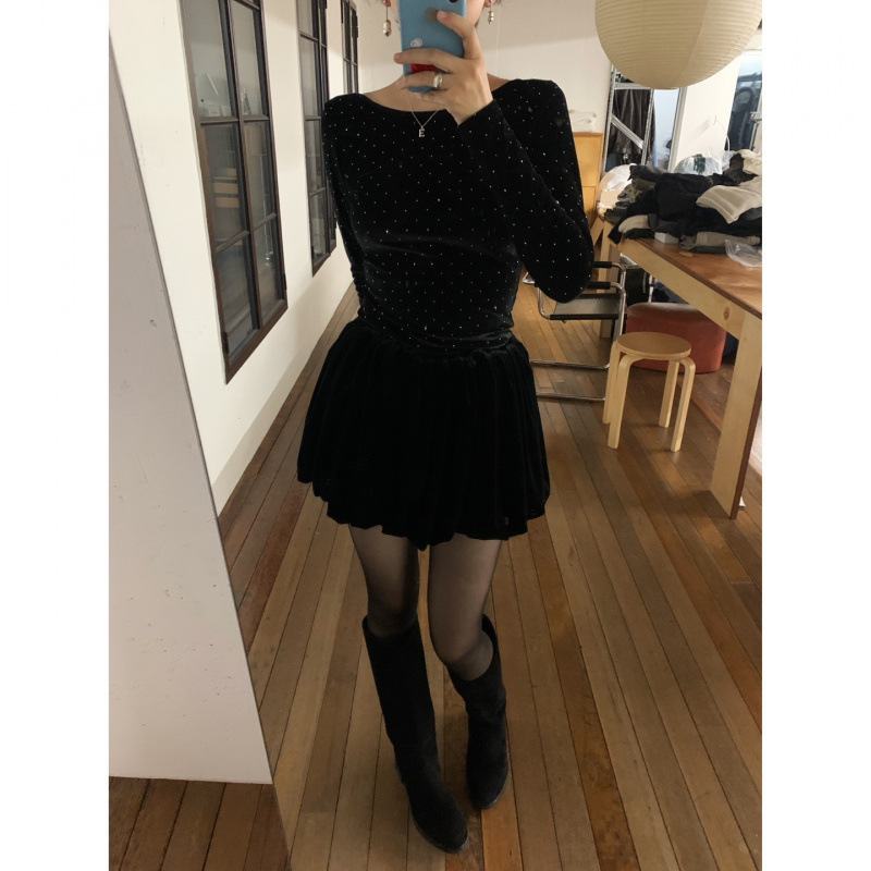 In Stock~Korea * Highly Recommended for Personal Use Velvet Backless Dress for Year-End Parties In Stock~Korea * Highly Recommended for Personal Use Velvet Backless Dress for Year-End Parties