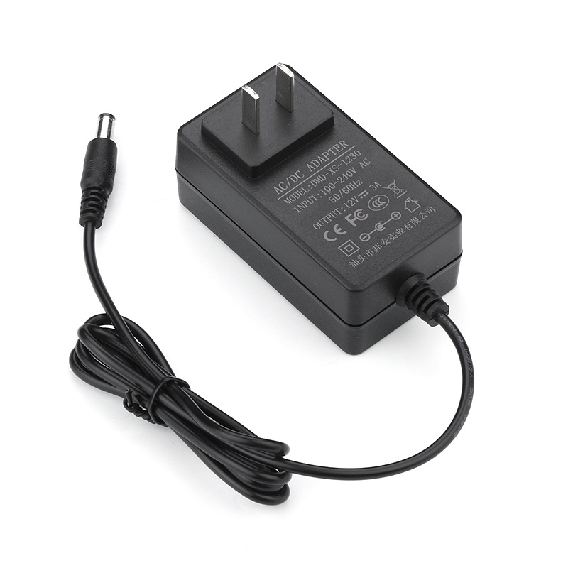 Adaptador de alimentación 12v3a certificado por 3C, pantalla de cámara de monitoreo, interruptor de alimentación tipo pared en stock image 6