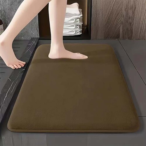 Cross-border solid color coral velvet home bathroom mat, water-absorbent anti-slip foot mat, easy to clean, bathroom mat available for wholesale