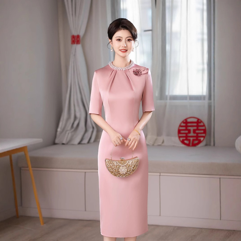 Bride's Mother-In-Law Wedding Banquet Dress Cheongsam Evening Dress 2025 New Young Wedding Mother Wedding Dress Noble