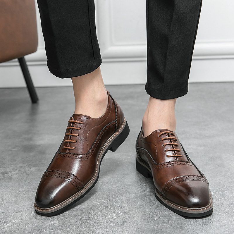 Primavera transfronteriza zapatos de cuero de correa de negocios de tamaño grande zapatos de hombre moda de color sólido zapatos de Oxford, zapatos de boda de talla de flores