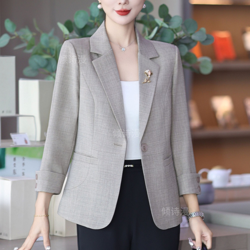 2025春夏新款设计感时尚气质西装女洋气显瘦遮肉休闲小西服2988|undefined