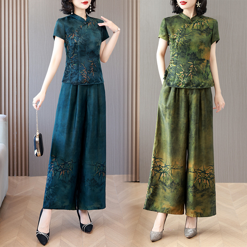 National Style Middle-Aged Mom's Outfit: Thin Silk Short-Sleeve Top and Casual High-Waisted Wide-Leg Pants Silk Set National Style Middle-Aged Mom's Outfit: Thin Silk Short-Sleeve Top and Casual High-Waisted Wide-Leg Pants Silk Set