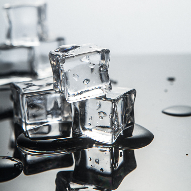 Photography props Simulation Ice Cube Photo background acrylic fake ice cube plastic Ice Cube creative commercial shooting ornaments