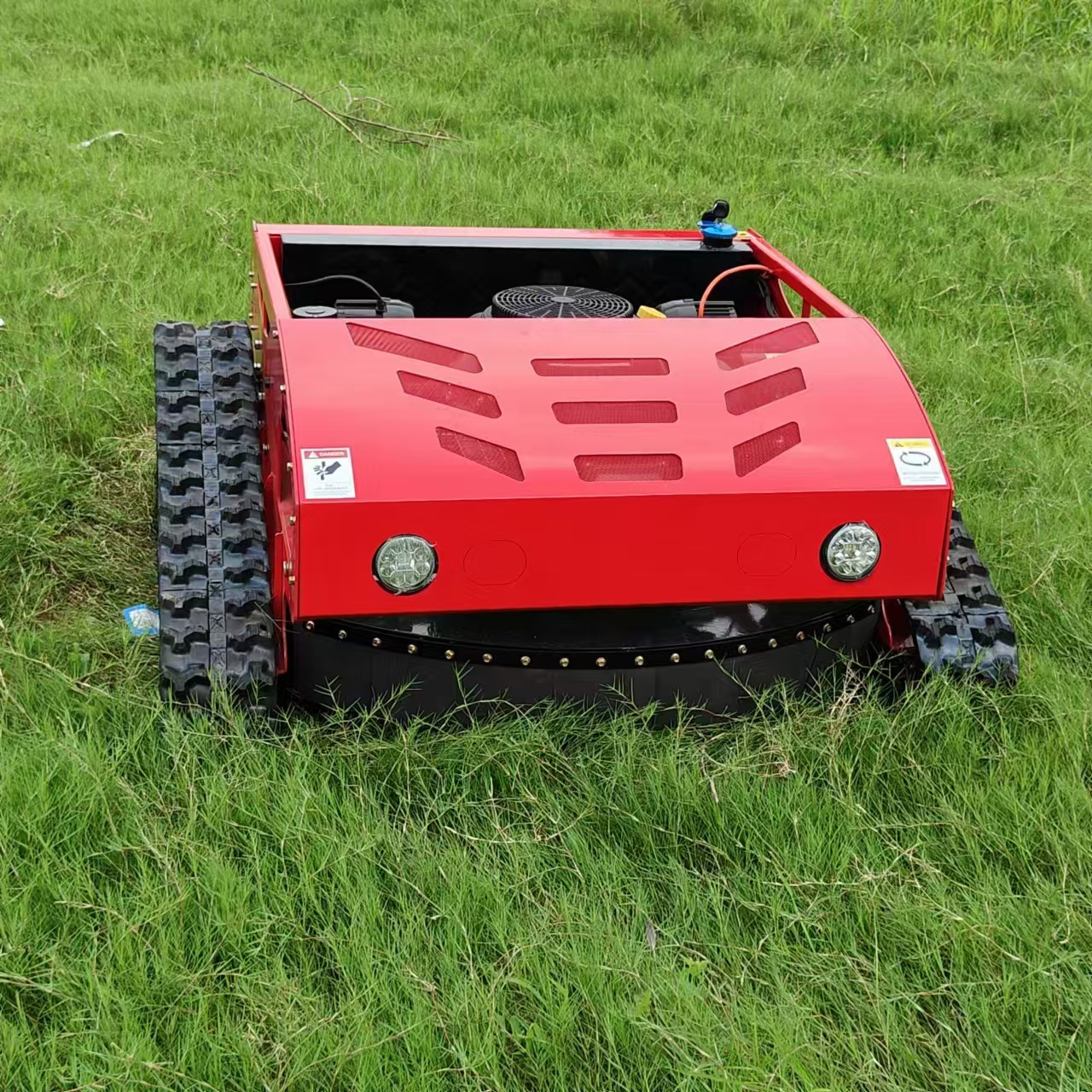燃油式履带遥控除草机割草机 大马力爬坡园林果园除草机割草机