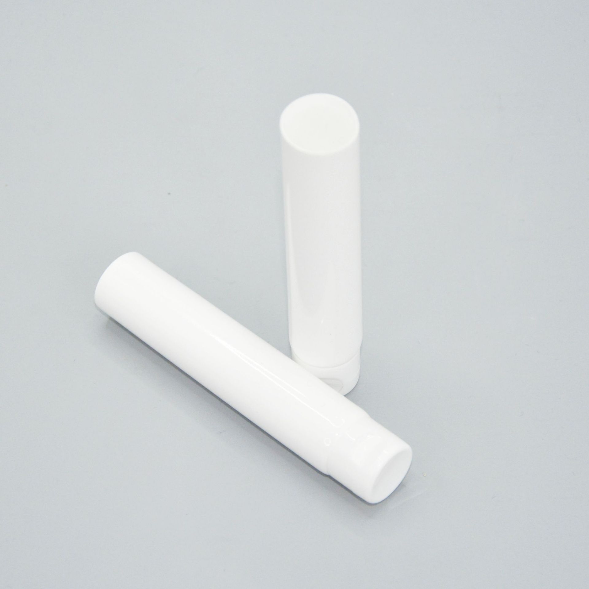 酒店用牙膏管包材 ABL PE 空白管纯白管小牙膏管可定可印logo图案