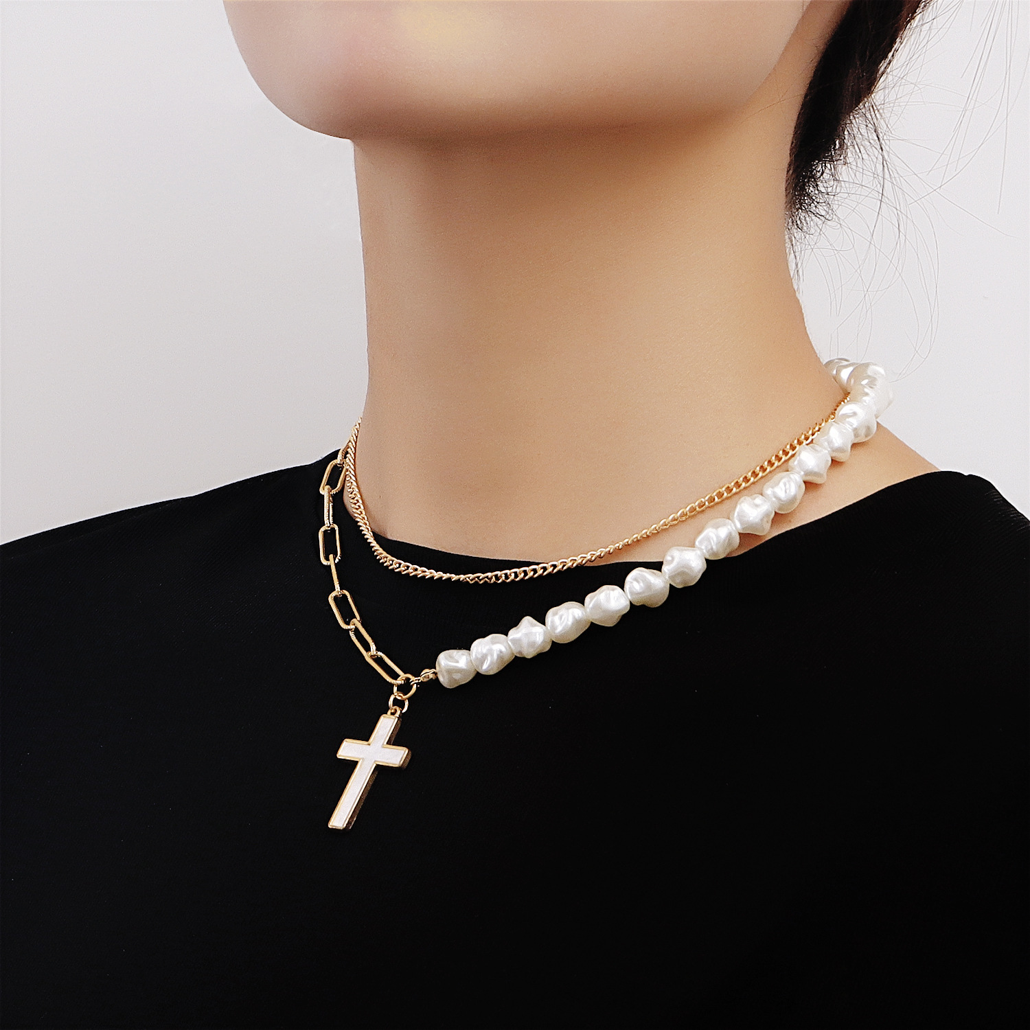 Elegant Cross Alloy Plating Artificial Pearls Shell Women's Layered Necklaces display picture 7