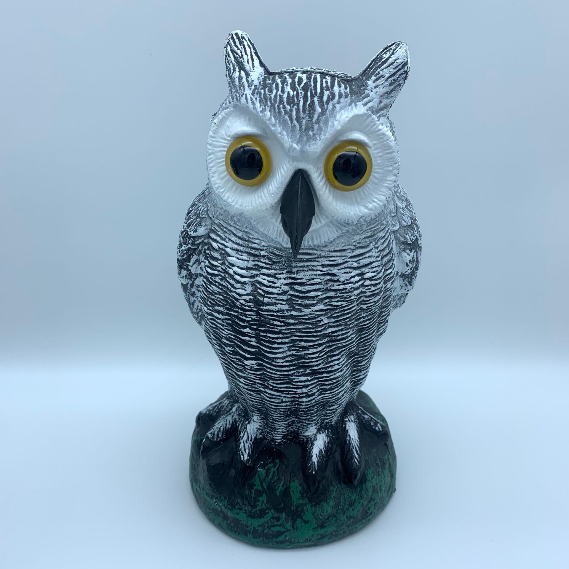 Nuevo disuasor de aves y ratones de plástico con forma de búho para jardín, adorno artesanal para exteriores.