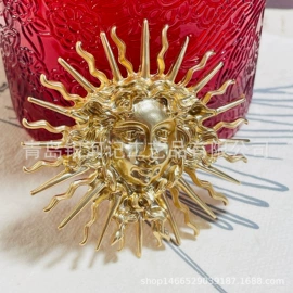 胸针;耳钉;耳环