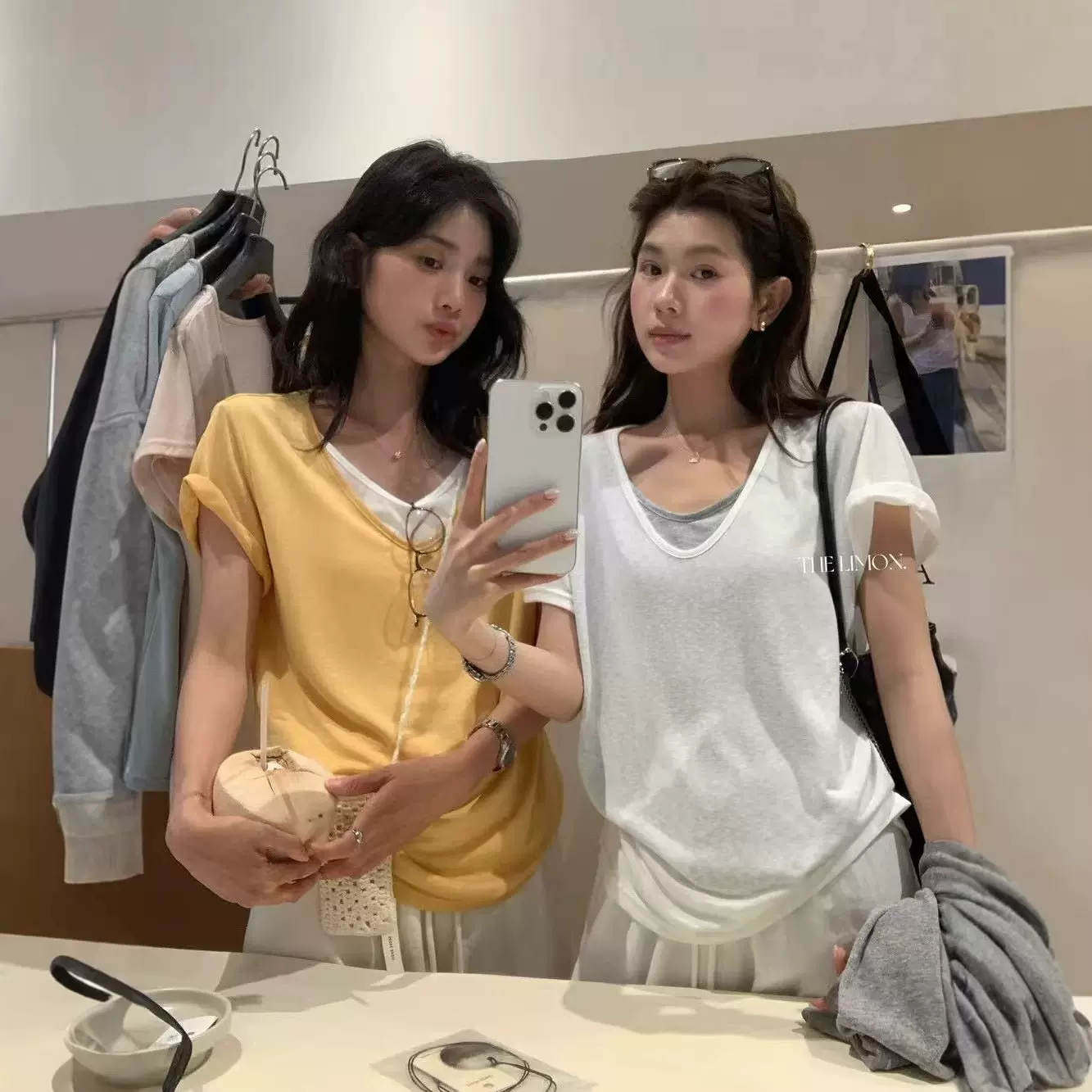 实拍实价 夏季韩版气质宽松v领撞色假两件慵懒百搭短袖T恤上衣女