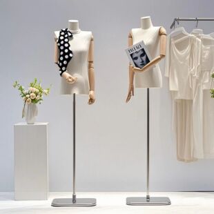 ��ͯģ���i��С��ƽ�����Ů���b�ꙻ��Ů�b��żֱ�Ǽ�չʾ��ȫ��