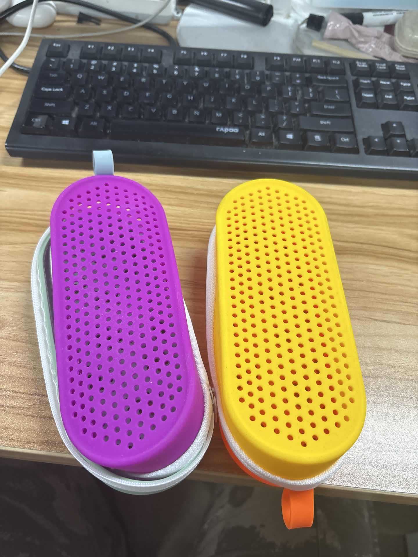 Estilo explosivo transfronterizo, caja de gafas de natación de silicona de gran capacidad transpirable de doble cara, caja de protección de gafas, bolsa de almacenamiento de gafas de natación portátil a prueba de caídas