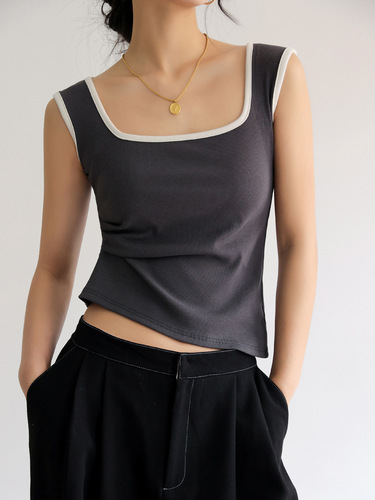 Carefully selected wide-border anti-exposure white bottoming camisole for women to wear in summer, covering the breasts and wearing a sleeveless top