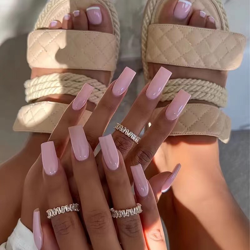Cross-border classic two-piece suit nail art long solid color sweet pink hand nail toenails, a total of 48 fake nails
