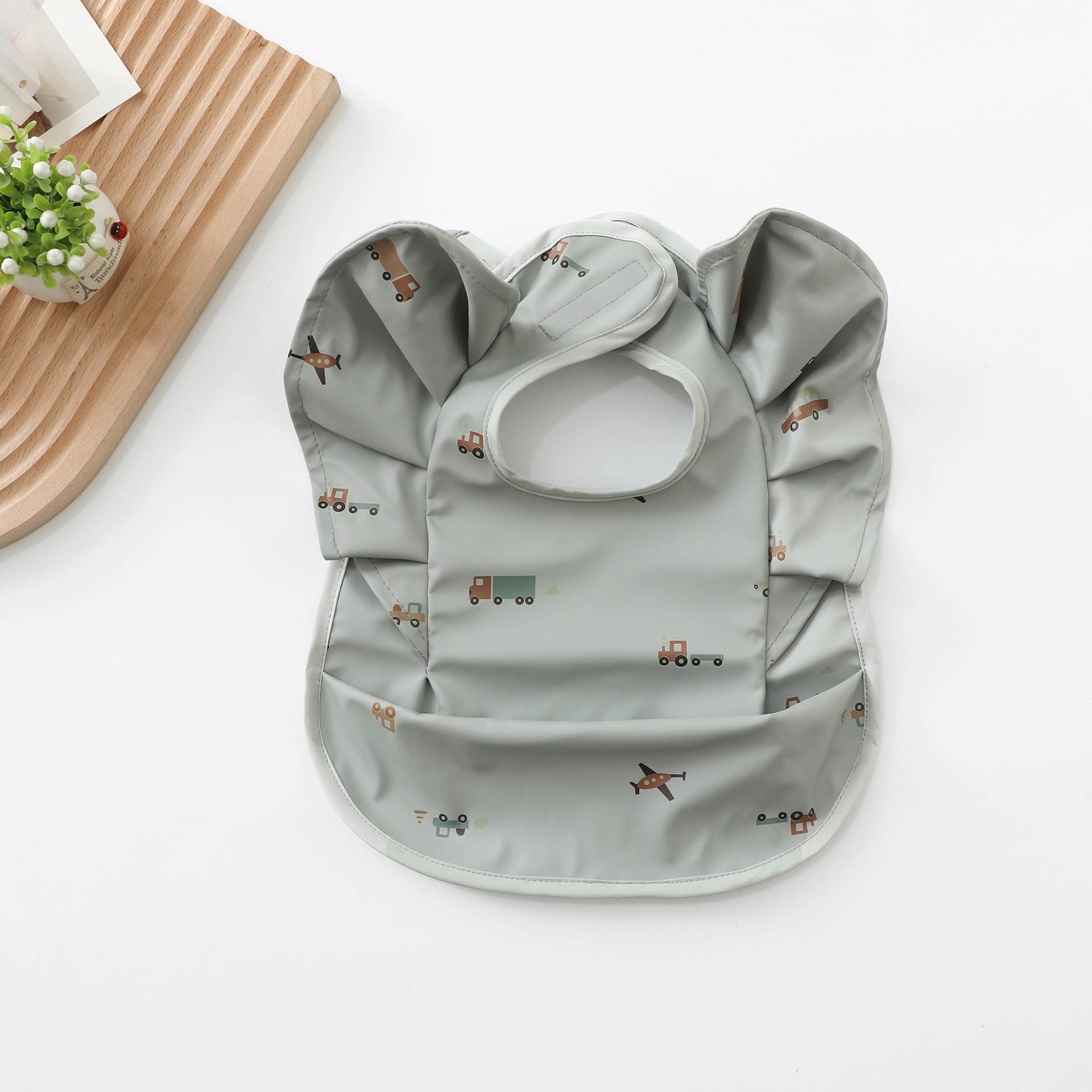 녹색 자동차 날개