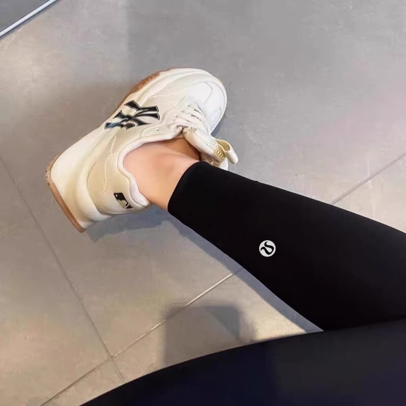 Lulu Yoga Pants for Women, High-Waisted, Butt-Lifting, Sports Shark Pants, Running, High Elasticity, Fitness, Outerwear, Slimming, High Elasticity, Trending Lulu Yoga Pants for Women, High-Waisted, Butt-Lifting, Sports Shark Pants, Running, High Elasticity, Fitness, Outerwear, Slimming, High Elasticity, Trending
