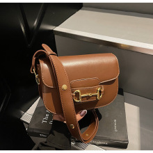 明星同款潮牌小方包秋冬时尚百搭宽肩带马鞍包美拉德流行单肩女包