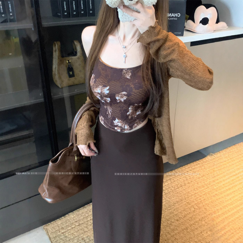 适美2025秋季复古薄款开衫外套内搭碎花吊带女装高腰半身裙三件套|undefined