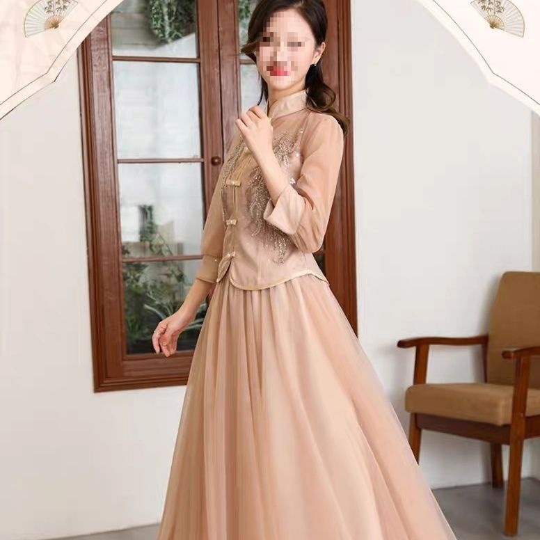 Chinese-Style Bridesmaid Dress for Autumn and Winter, Slimming Long Style, Elegant National Style, Body-Covering Long Dress, Wedding Attire with Stand Collar and Spandex