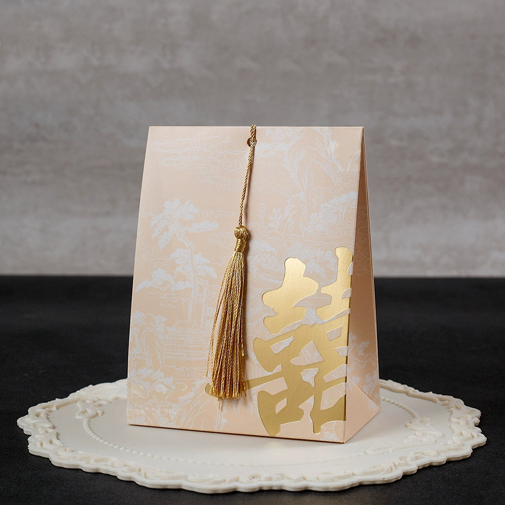 Champagne hot stamping happy words [tassel candy box]