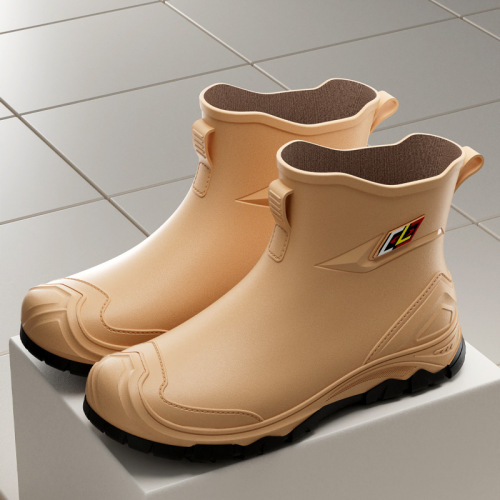 New Sliding and Wear-resistant Outdoor Trend Water Shoes 2024 New Men's Low-top Short Boots Waterproof Rain Boots