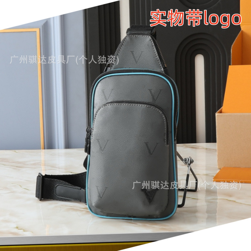 跨境货源新款经典老花男士斜跨胸包时尚百搭真皮黑花棋盘格单肩包|undefined