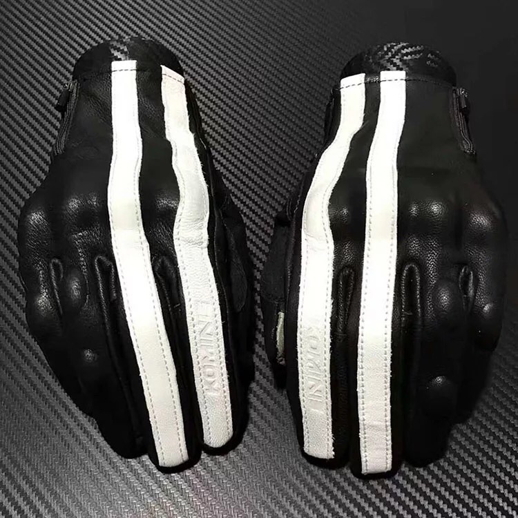 구멍이없는 흑백