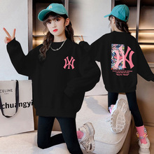 俏妮卡儿童卫衣2025秋季新款时尚童装服饰女童韩版百搭印花套头衫