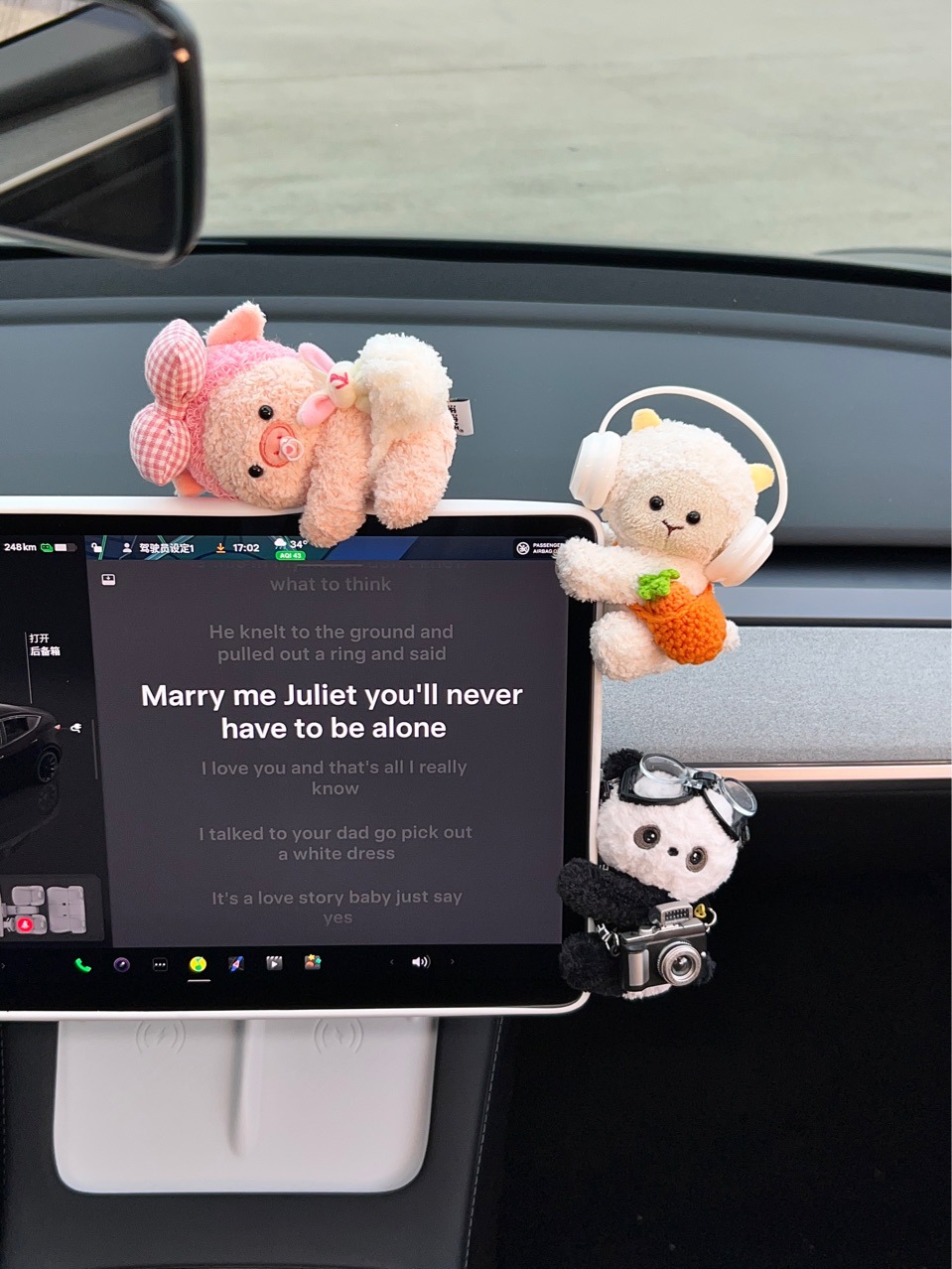 New Car Ornaments Plush Doll Car Dashboard Screen Decoration Ornaments Trendy High-End Decorations for Girls