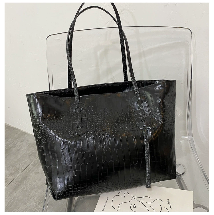 One-shoulder bag, capacious trendy style, internet-celebrity look, multiple colors