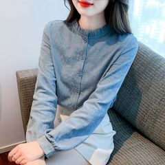 2025 春と秋の新ファッション年齢を減らすジャカード綿シャツ女性のファッショナブルな綿木耳襟トップ長袖