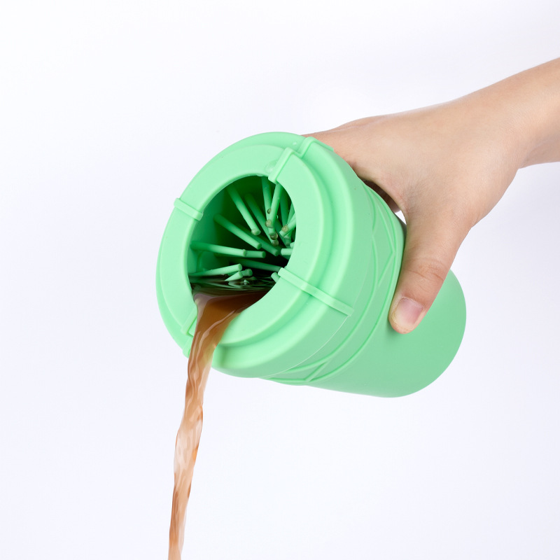 2022新款清洁宠物用品宠物洗脚杯狗狗洗脚器硅胶猫狗宠物洗脚杯