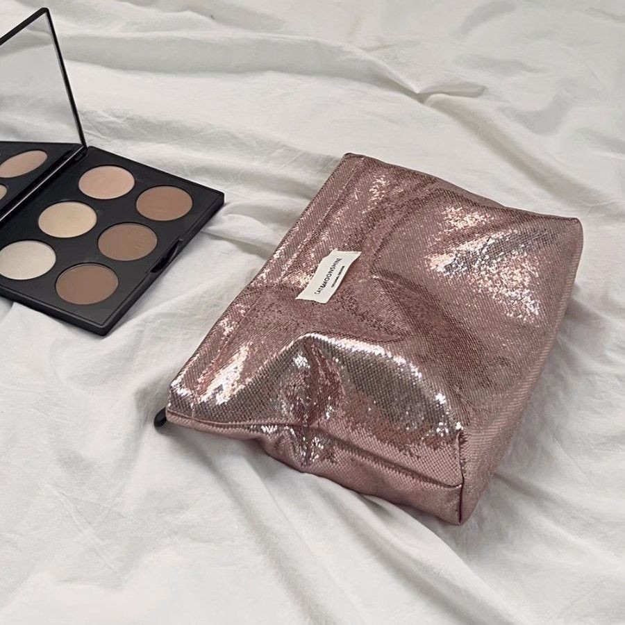 폭발적인 반짝이 색상