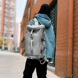 休闲背包;旅行包袋;通用双肩背包