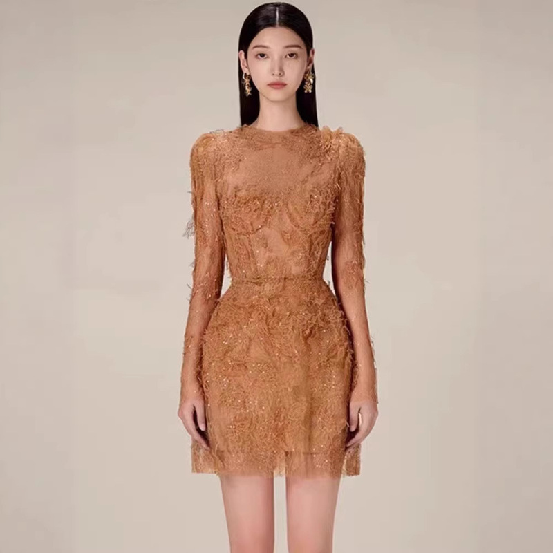 Vietnamese Niche Designer Mesh Patchwork Sequin Lace Dress with Elaborate 3D Petals, Light Luxury Short Gown Vietnamese Niche Designer Mesh Patchwork Sequin Lace Dress with Elaborate 3D Petals, Light Luxury Short Gown