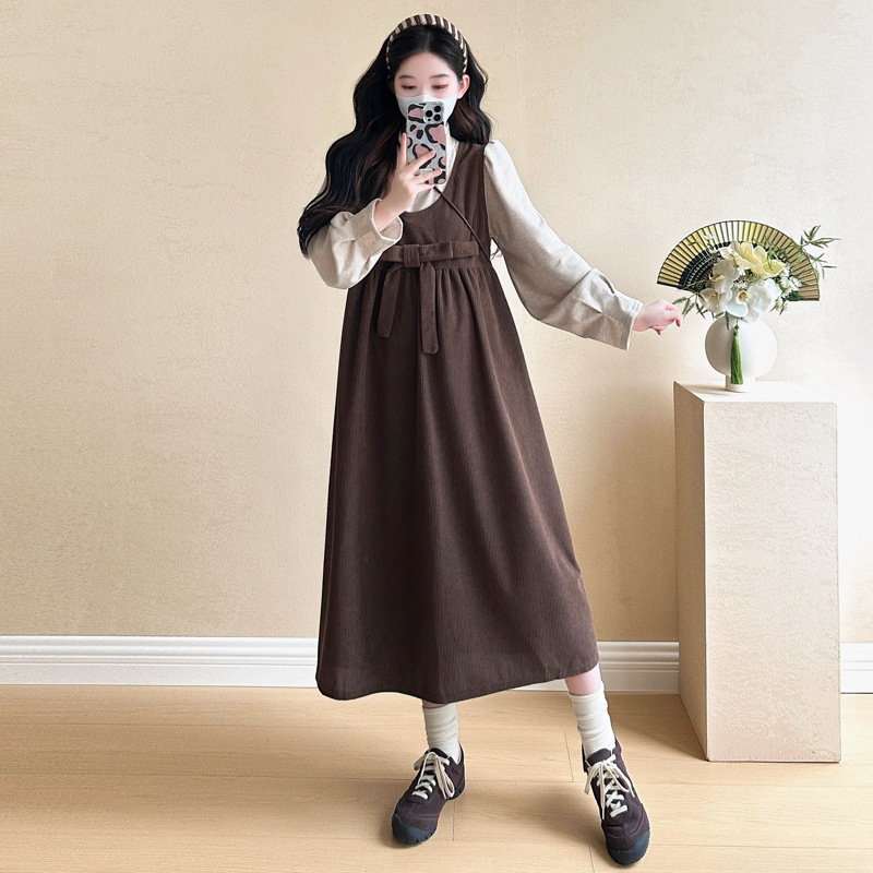 in stock autumn and winter pregnant women fleece-lined bottoming shirt bow corduroy pregnant women skirt vest skirt two-piece suit in stock autumn and winter pregnant women fleece-lined bottoming shirt bow corduroy pregnant women skirt vest skirt two-piece suit