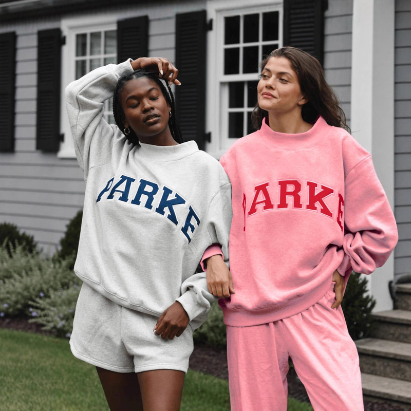 Parkeofficial Embroidered Half Turtleneck Sweatshirt for Women