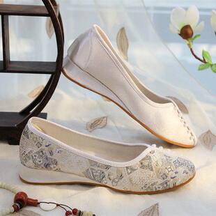 Ůʿ�¿��Ь�������۹��L�h��Ь�����L�и�һ�_�Ų�Ь���|ŮЬ